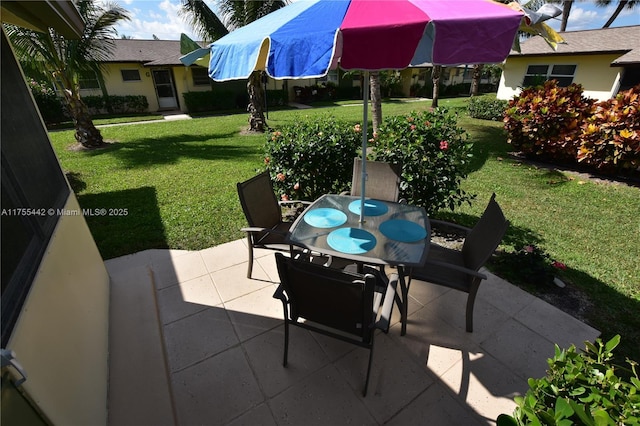 view of patio / terrace with outdoor dining area