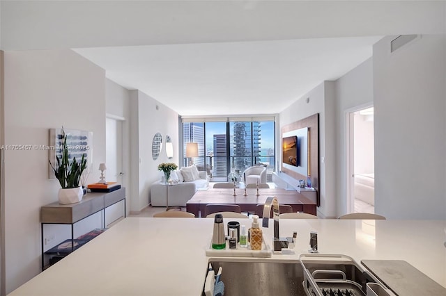 88 SW 7th St Unit 3003, Miami, FL 33130 - view of living room