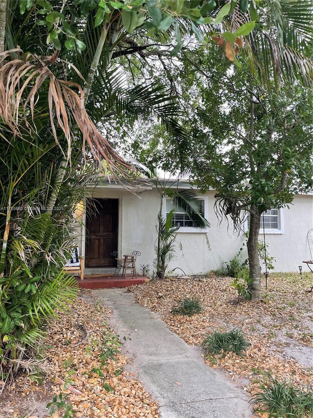 3611 SW 36th St, West Park, FL 33023 - doorway to property with stucco siding