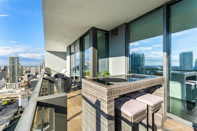68 SE 6th St Unit 3506, Miami, FL 33131 - balcony featuring a city view