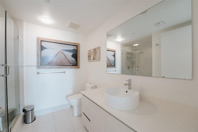 full bath with toilet, a shower stall, and visible vents