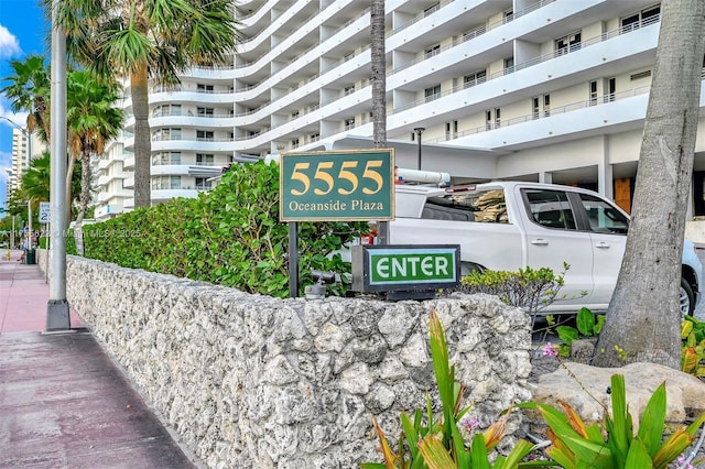 5555 Collins Ave Unit 10M, Miami Beach, FL 33140 - exterior view