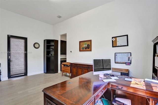 4455 Parkside Rd, Davie, FL 33328 - office area featuring light wood-style floors and baseboards