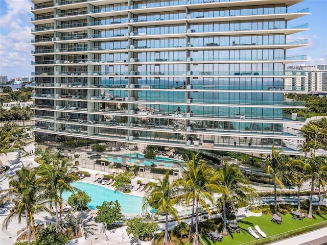 18975 Collins Ave Unit 3504, Sunny Isles Beach, FL 33160 - view of building exterior featuring a view of city