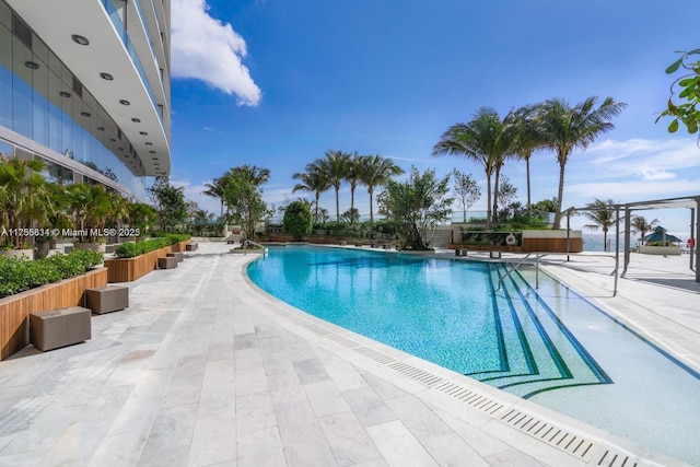 18975 Collins Ave Unit 3504, Sunny Isles Beach, FL 33160 - community pool with a patio