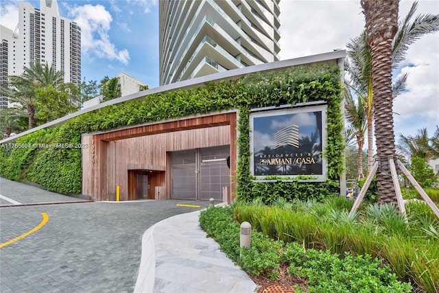 18975 Collins Ave Unit 3504, Sunny Isles Beach, FL 33160 - view of garage