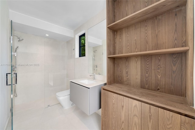 full bath featuring a shower stall, toilet, and vanity