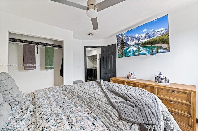 bedroom with visible vents and ceiling fan