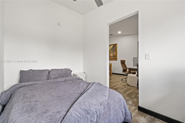 bedroom with a ceiling fan