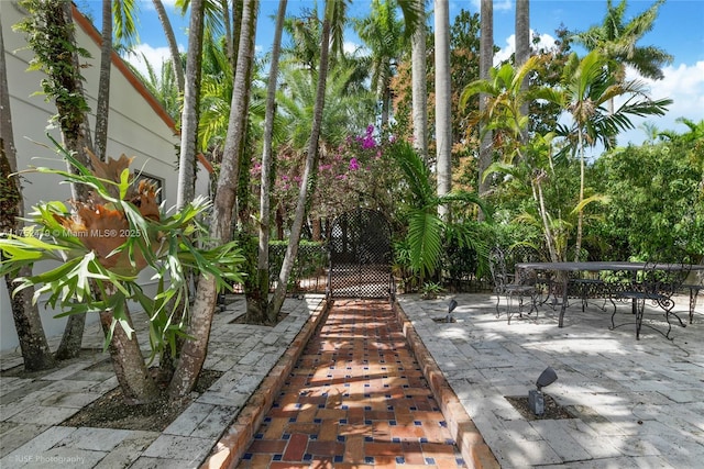 1624 Granada Blvd, Coral Gables, FL 33134 - view of patio / terrace featuring outdoor dining area