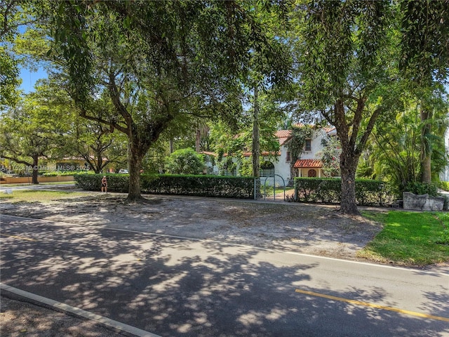 1624 Granada Blvd, Coral Gables, FL 33134 - view of front facade with a tiled roof and stucco siding