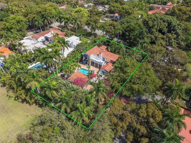 1624 Granada Blvd, Coral Gables, FL 33134 - aerial view of property and surrounding area with property boundaries highlighted and a pool