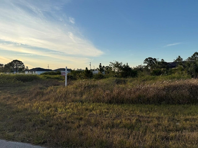 Listing photo 2 for 753 E Phelps St, Lehigh Acres FL 33974