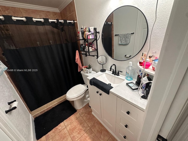 full bathroom featuring toilet, a shower with shower curtain, crown molding, tile patterned flooring, and vanity