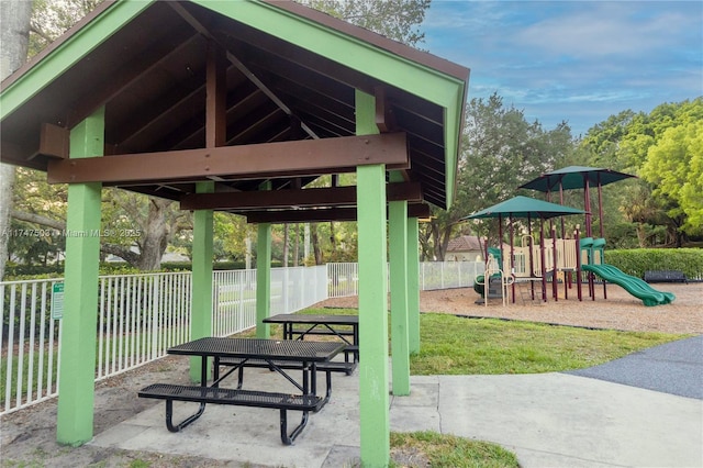 4471 Foxtail Ln, Weston, FL 33331 - view of community with fence