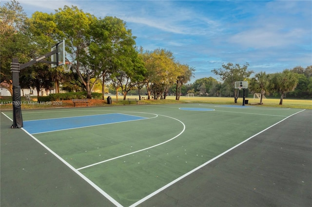 4471 Foxtail Ln, Weston, FL 33331 - view of sport court featuring community basketball court