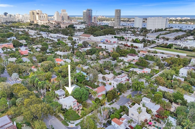 bird's eye view with a view of city