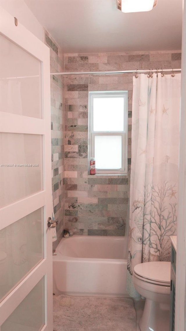 213 Florida Ave, Coral Gables, FL 33133 - full bath with shower / bathtub combination with curtain, toilet, and vanity