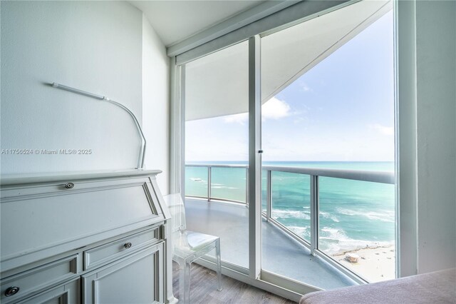 6301 Collins Ave Unit 2802, Miami Beach, FL 33141 - full bath featuring toilet, vanity, and baseboards