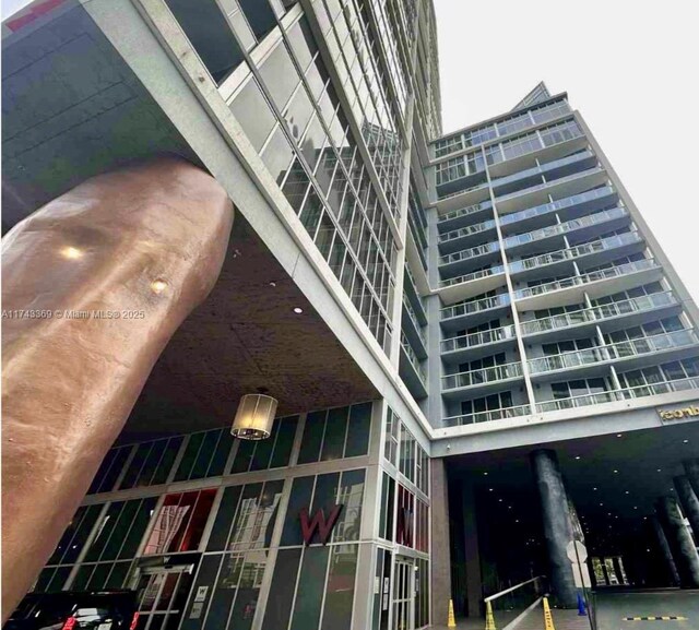 475 Brickell Ave Unit 4107, Miami, FL 33131 - view of building exterior