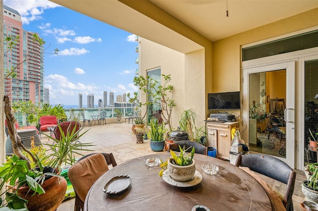 exterior space featuring outdoor dining space