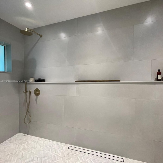 8513 SW 169th Ter, Palmetto Bay, FL 33157 - full bathroom with recessed lighting and tiled shower