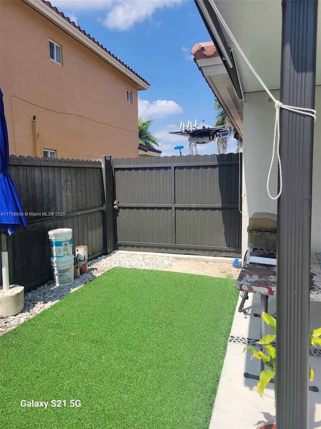 view of yard with fence