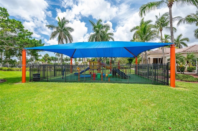 1541 SW 190th Ave, Pembroke Pines, FL 33029 - view of community jungle gym