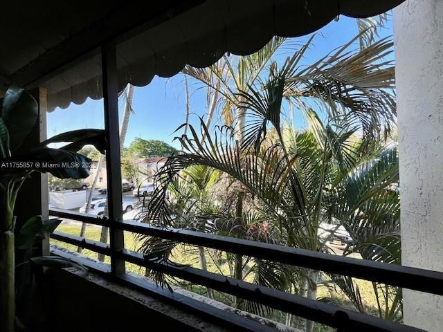 20220 NE 3rd Ct Unit 4, Miami, FL 33179 - exterior view