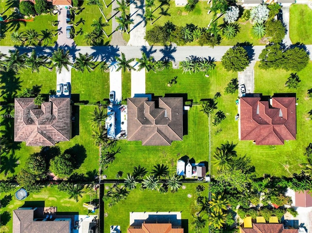 bird's eye view with a residential view