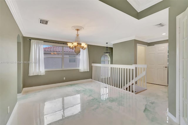 unfurnished room with baseboards, ornamental molding, visible vents, and a notable chandelier