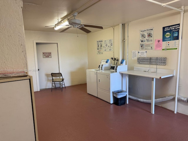 community laundry room featuring a ceiling fan and washer and dryer