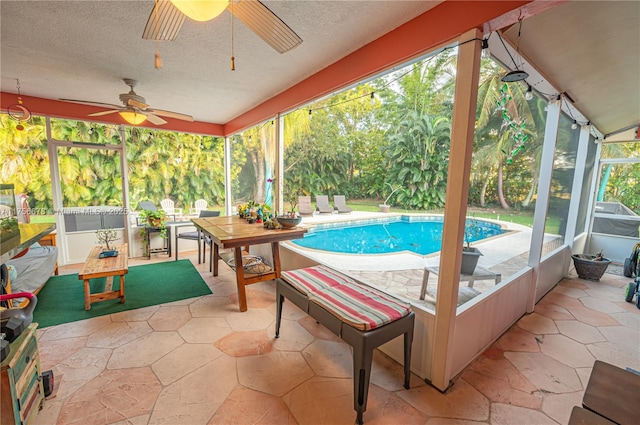 11400 Tara Dr, Plantation, FL 33325 - sunroom featuring a ceiling fan and outdoor dining area