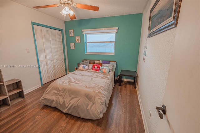 11400 Tara Dr, Plantation, FL 33325 - bedroom with wood finished floors, a closet, a ceiling fan, and baseboards