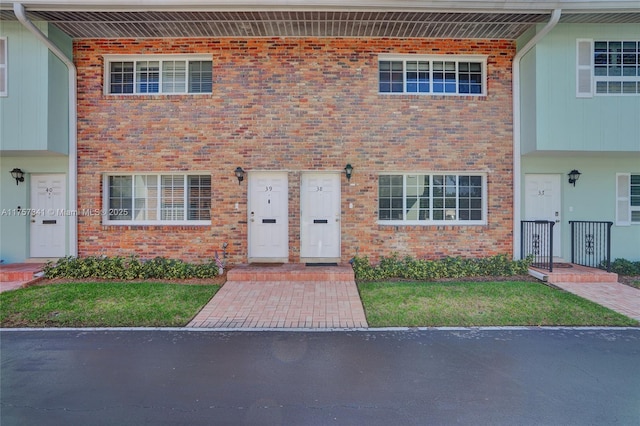 5400 N Ocean Blvd Unit 38, Lauderdale By The Sea, FL 33308 - view of property with brick siding