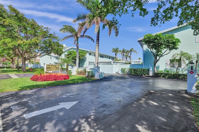 5400 N Ocean Blvd Unit 38, Lauderdale By The Sea, FL 33308 - view of road