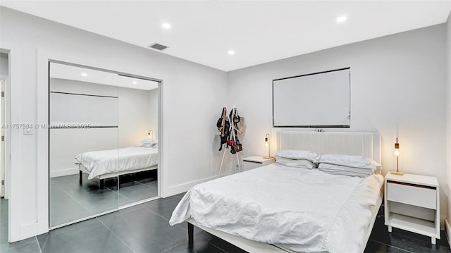 603 N 32nd Ave, Hollywood, FL 33021 - tiled bedroom featuring baseboards, visible vents, a closet, and recessed lighting