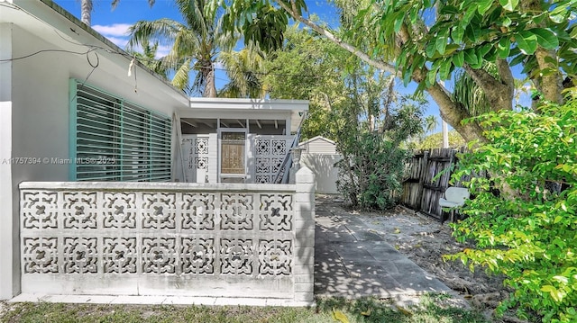 603 N 32nd Ave, Hollywood, FL 33021 - exterior space with fence