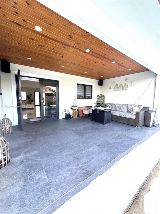 view of patio / terrace featuring an outdoor living space