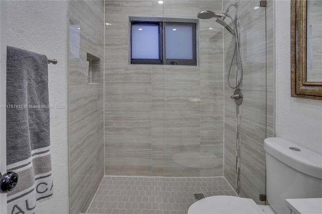 6444 Mcclellan St, Hollywood, FL 33024 - bathroom featuring toilet and tiled shower
