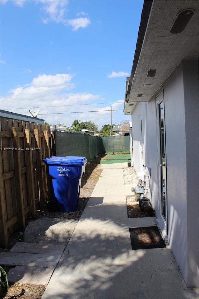 view of patio featuring a fenced backyard