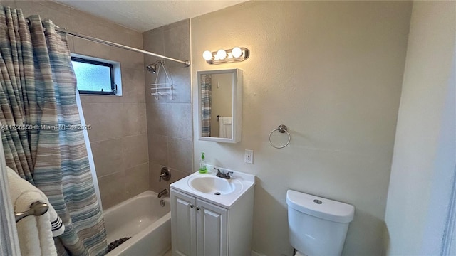 3282 NW 13th St, Lauderhill, FL 33311 - bathroom with shower / bath combination with curtain, vanity, and toilet