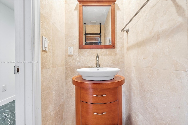 21375 Marina Cove Cir Unit 14-A, Aventura, FL 33180 - bathroom with tile walls and vanity