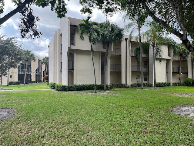 view of building exterior