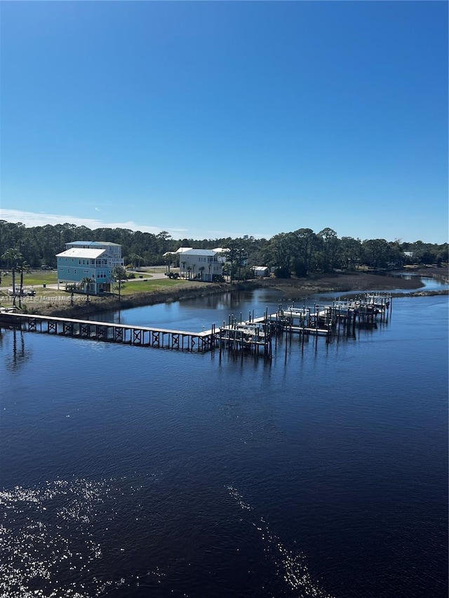 105 Anglers Harbor Ct, Carrabelle, FL 32322