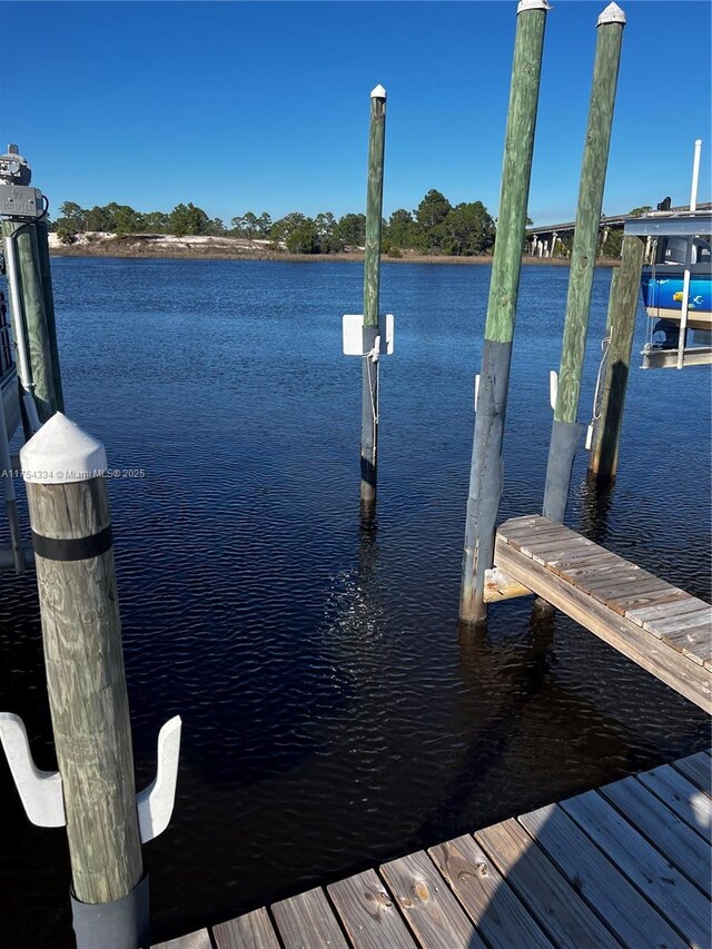 105 Anglers Harbor Ct, Carrabelle, FL 32322