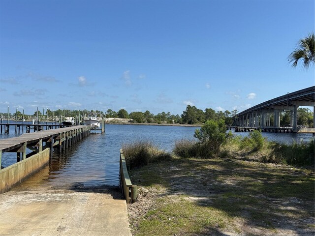 105 Anglers Harbor Ct, Carrabelle, FL 32322