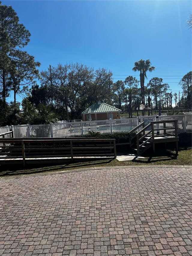 105 Anglers Harbor Ct, Carrabelle, FL 32322