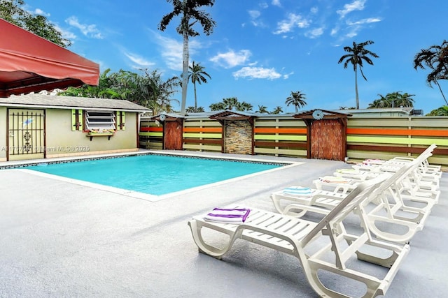 1020 N 13th Ter, Hollywood, FL 33019 - photo 36