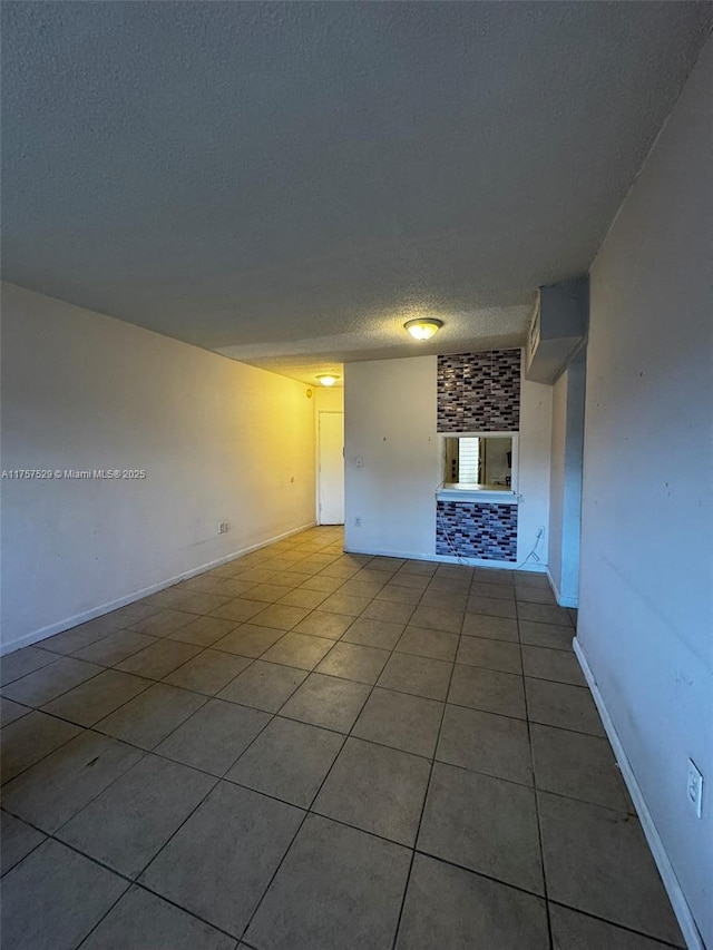 1601 NE Miami Gardens Dr Unit 103, Miami, FL 33179 - photo 5